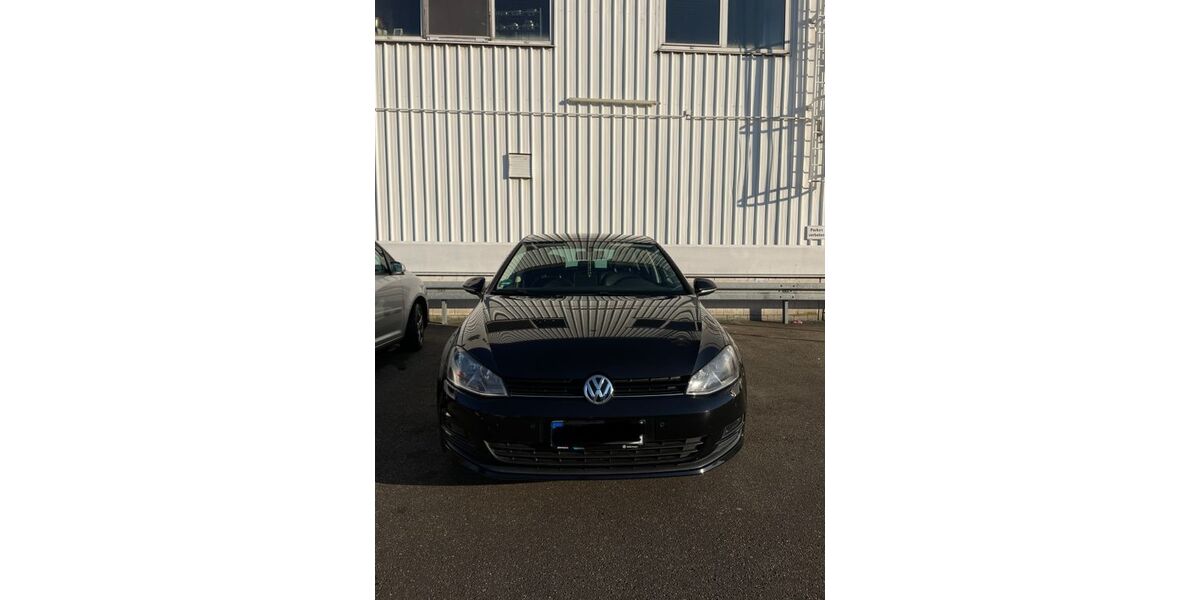 VW Golf 130.000 km 10.500 &euro; Emmendingen 79312