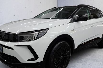 Opel Grandland (X) 27.950 km 24.890 € Herbolzheim 79336