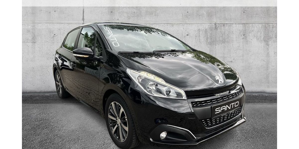 Peugeot 208 34.600 km 9.890 &euro; Freiburg 79098