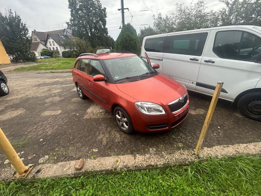 Skoda Fabia 110.234 km 2.290 € Vogtsburg im Kaiserstuhl 79235