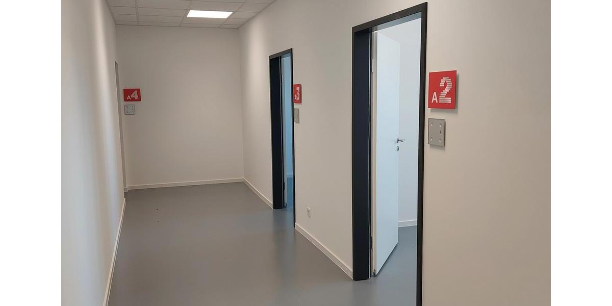 Gewerbeobjekt Teningen - 12&euro; | Angebot:25671940