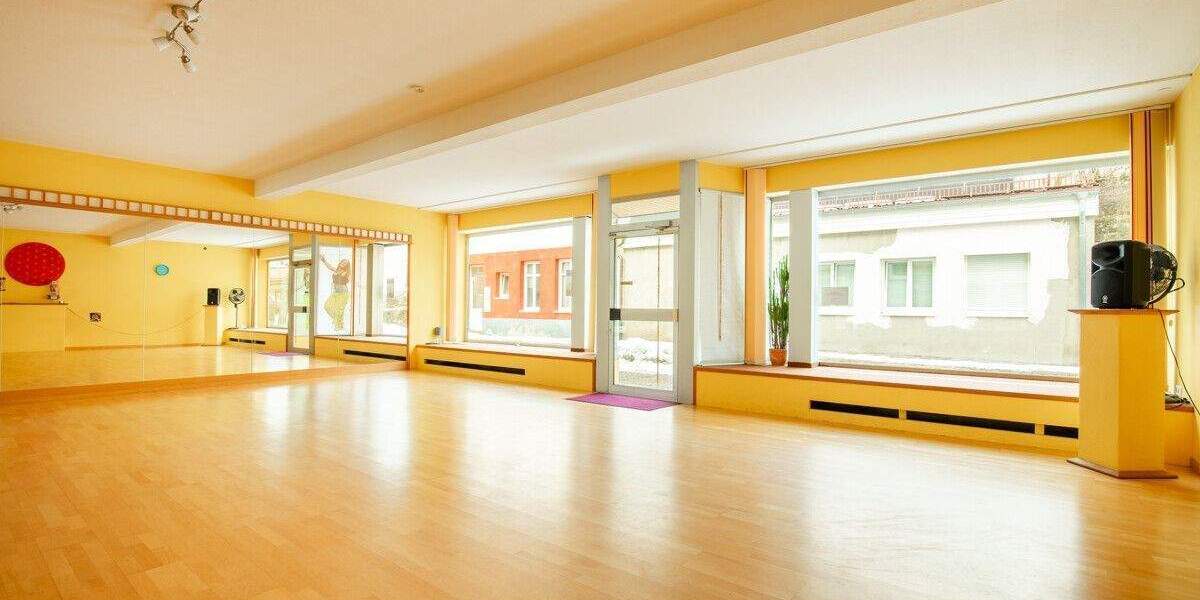 Mehrfamilienhaus, Wohnhaus Titisee-Neustadt Neustadt - 8 Zimmer, 152 m&sup2;, 399.000&euro; | Angebot:25797708