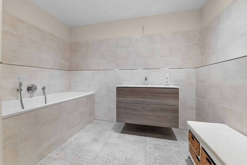 Moderne 3-Zimmer-EG-Wohnung mit Garten & zwei Terrassen in Freiburg-Neuburg