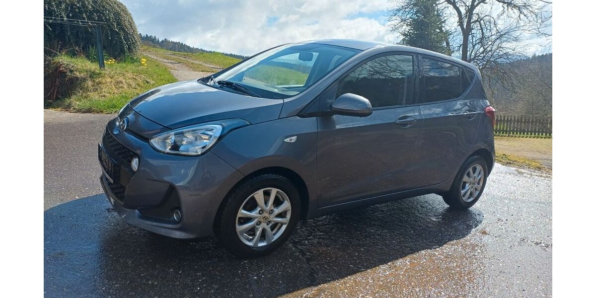 Hyundai i10 100.000 km 7.800 &euro; Elzach 79215
