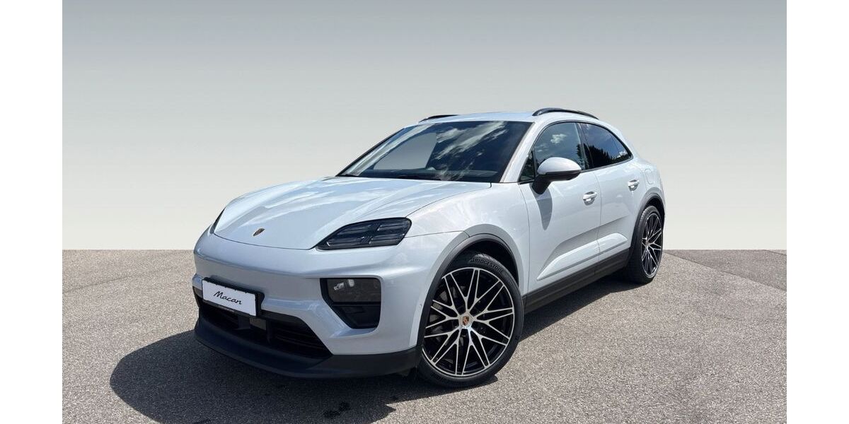 Porsche Macan 8.900 km 85.880 &euro; Freiburg 79115
