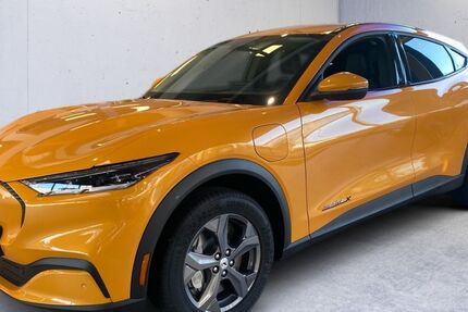 Ford Mustang Mach-E 13.000 km 49.990 € Freiburg im Breisgau 79108