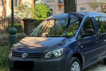 VW Caddy 199.000 km 6.900 € Freiburg 79117