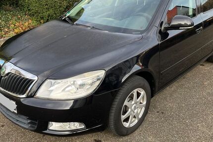 Skoda Octavia 325.000 km 2.900 &euro; Denzlingen 79211