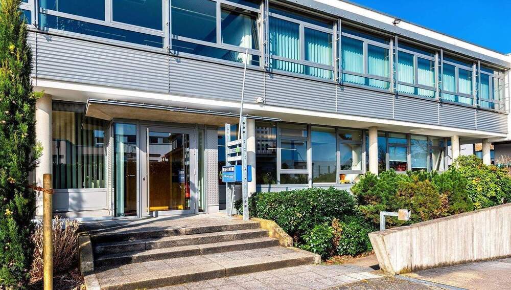 Gewerbeobjekt Kirchzarten - 2 Zimmer, 124 m&sup2;, 1.364&euro; | Angebot:25746098