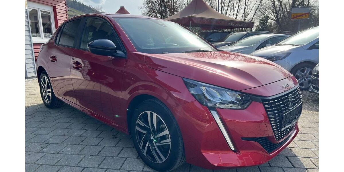 Peugeot 208 22.800 km 14.400 &euro; Staufen Im Breisgau 79219