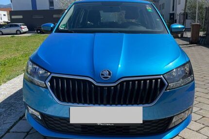 Skoda Fabia 70.000 km 10.000 &euro; Freiburg 79111