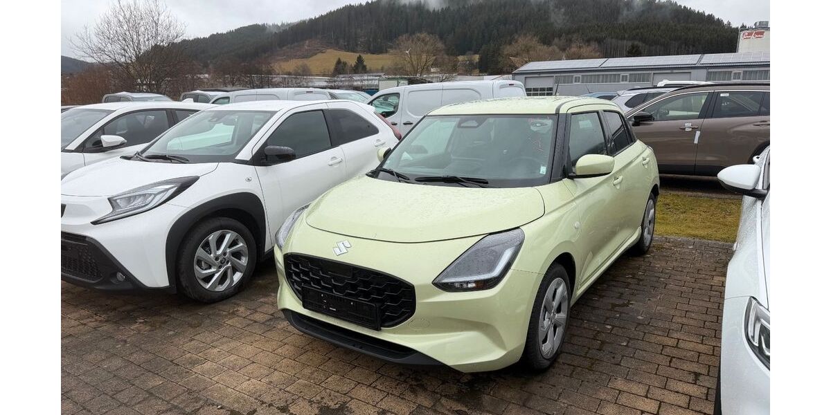 Suzuki Swift 31.500 km 14.980 &euro; Titisee-Neustadt 79822