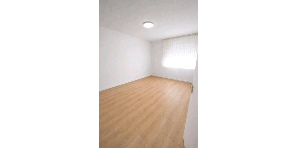 Etagenwohnung Bad Krozingen - 3 Zimmer, 73 m&sup2;, 289.000&euro; | Angebot:26528585