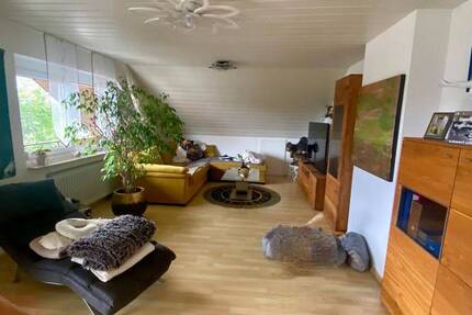 Modernisierte 3 Zimmer DG-Wohnung in solidem 3-Fam.Haus 3 zimmer