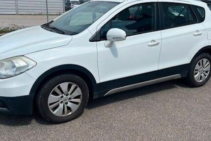 Suzuki (SX4) S-Cross 253.214 km 3.150 &euro; Freiburg 79102