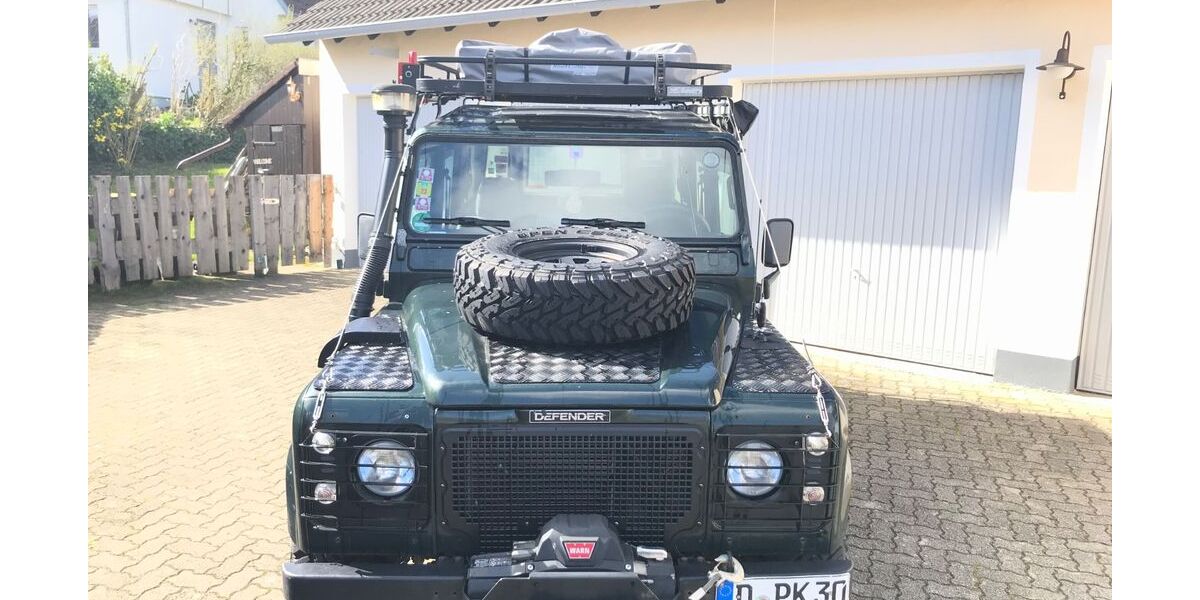 Land Rover Defender 201.223 km 33.600 &euro; Schallstadt 79227