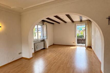 Wohnung Waldkirch - 2 Zimmer, 70 m&sup2;, 900&euro; | Angebot:27601318