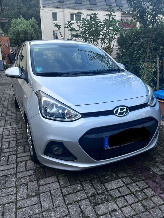 i10