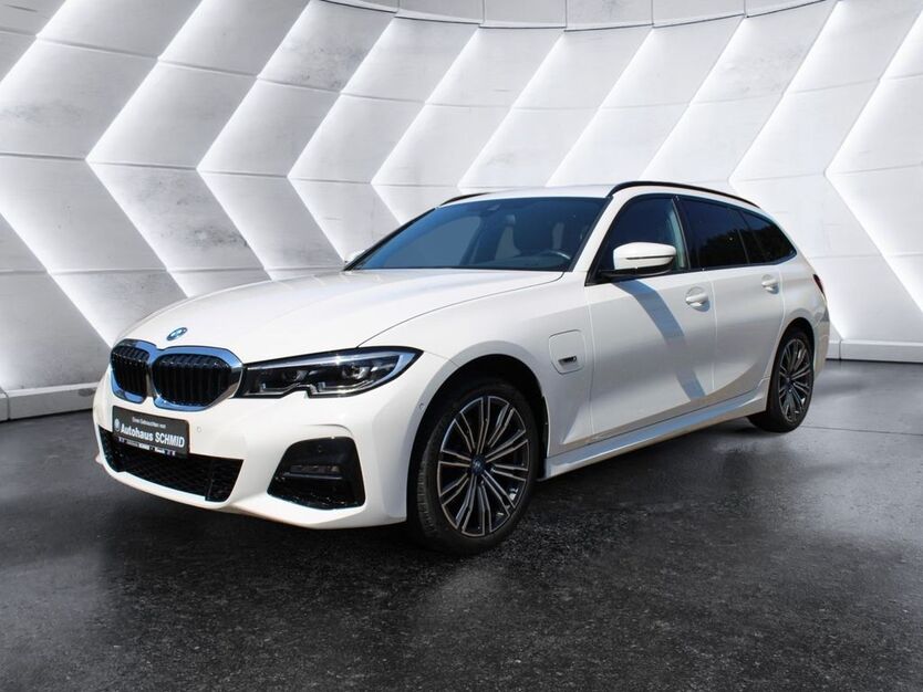 BMW 320 50.500 km 32.900 € Elzach 79215