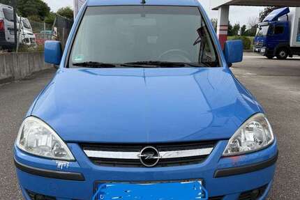 Opel Combo 180.000 km 2.990 € Emmendingen 79312