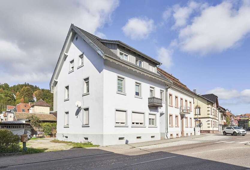 Haus zum Kaufen in Elzach 630.000 € 193 m²