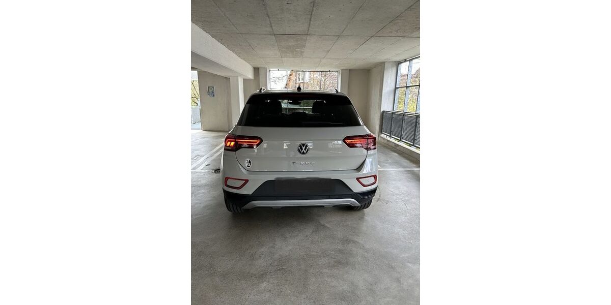 VW T-Roc 32.800 km 24.500 &euro; Neuenburg 79395