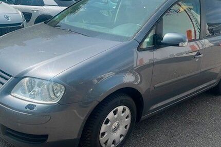 VW Touran 332.145 km 899 &euro; Freiburg 79102