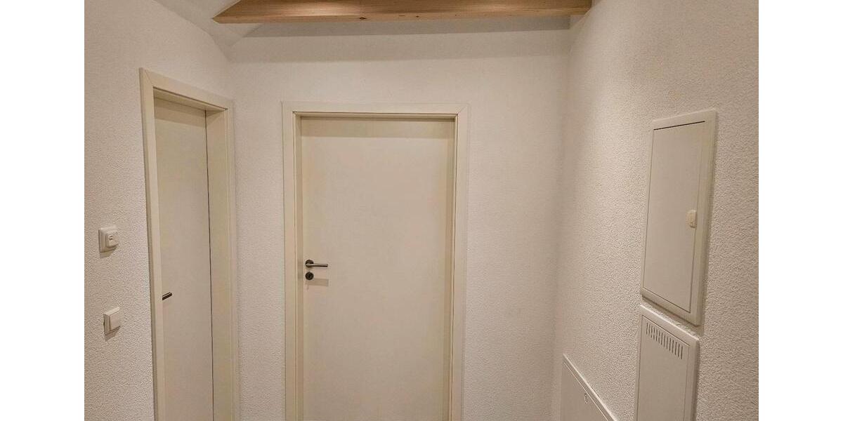 Dachgeschoßwohnung Umkirch - 2 Zimmer, 63 m&sup2;, 950&euro; | Angebot:25057535