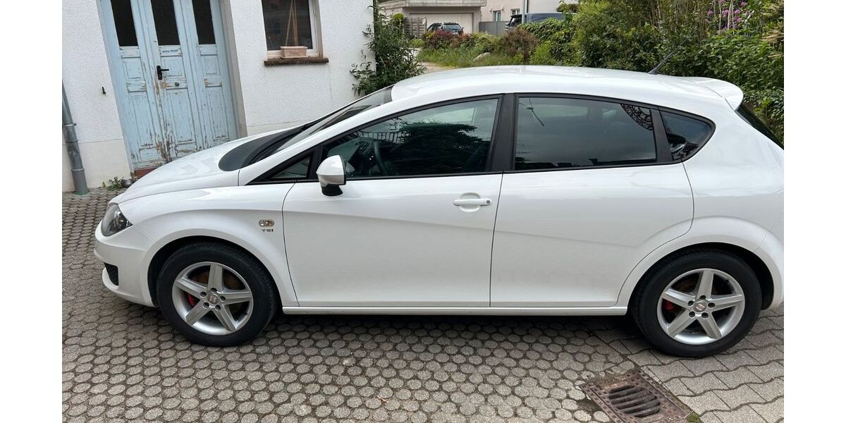 Seat Leon 136.500 km 4.700 &euro; Freiburg 79110