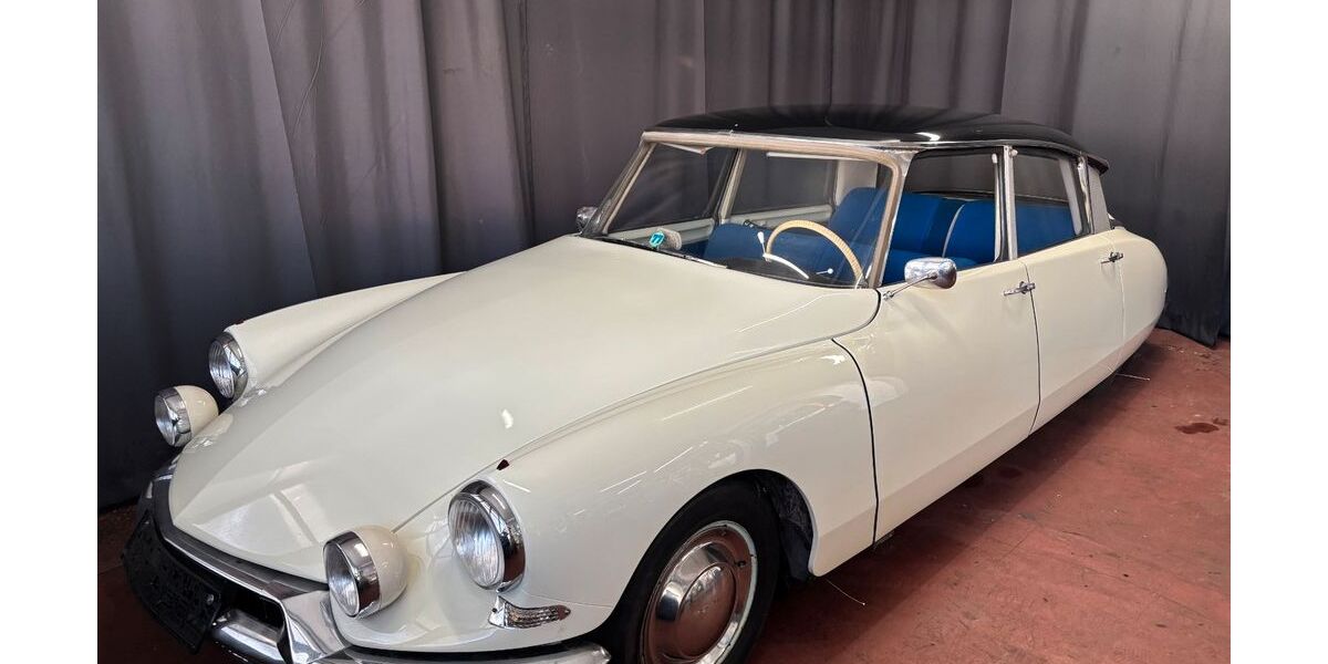 Citroen DS 86.000 km 29.950 &euro; Freiburg 79111