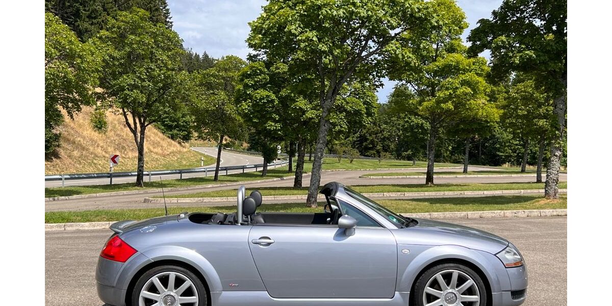 Audi TT 103.000 km 16.900 &euro; Stegen 79252