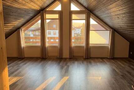 Wohnung Titisee-Neustadt Neustadt - 4 Zimmer, 122 m&sup2;, 315.000&euro; | Angebot:25940951