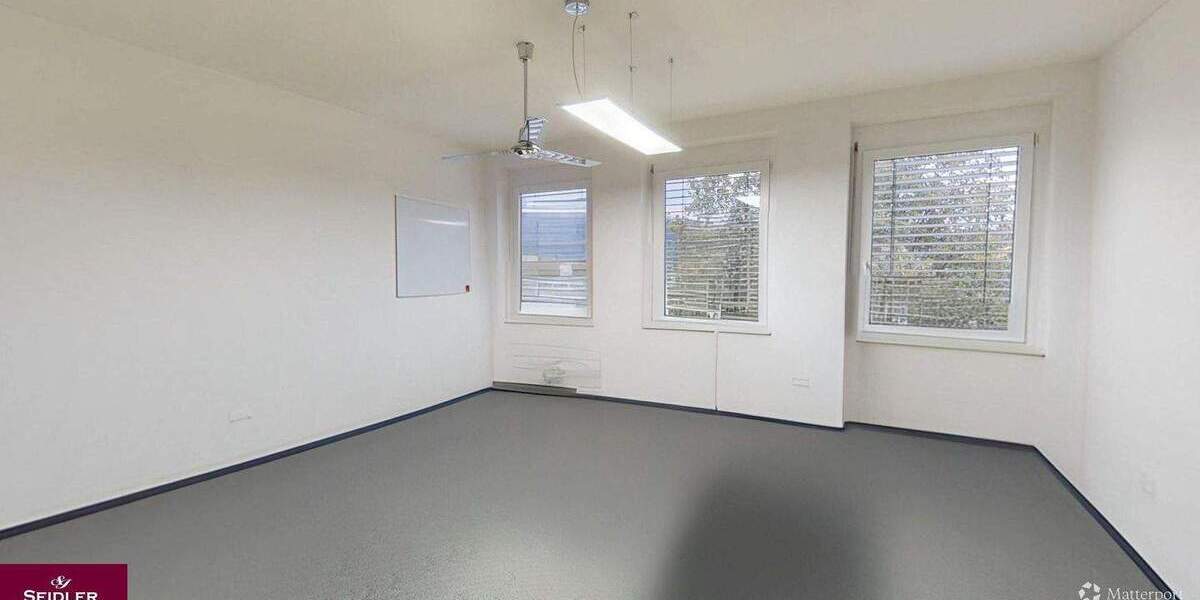 Gewerbeobjekt Freiburg im Breisgau Brühl - 5 Zimmer, 210 m&sup2;, 1.800&euro; | Angebot:24545502