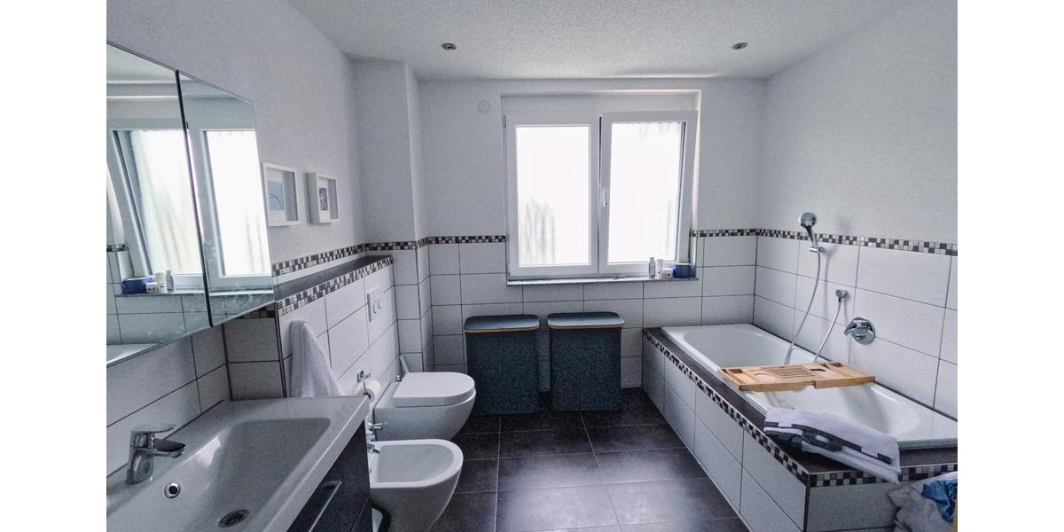 Erdgeschoßwohnung March - 5 Zimmer, 180 m&sup2;, 785.000&euro; | Angebot:24641310