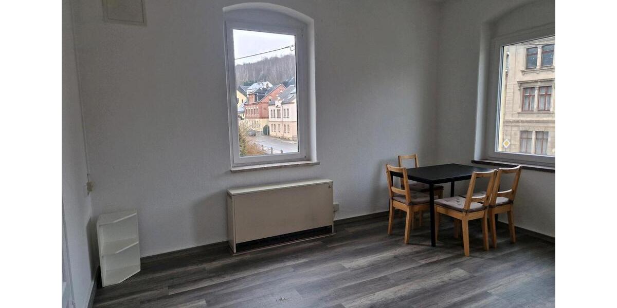 Etagenwohnung Riegel am Kaiserstuhl - 2 Zimmer, 38 m&sup2;, 210&euro; | Angebot:25251549