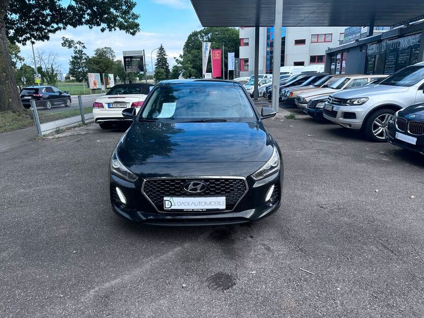 Hyundai i30 164.000 km 12.990 € Freiburg 79108