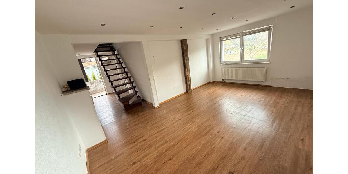 Einfamilienhaus Furtwangen im Schwarzwald - 5 Zimmer, 190 m&sup2;, 400.000&euro; | Angebot:26286295