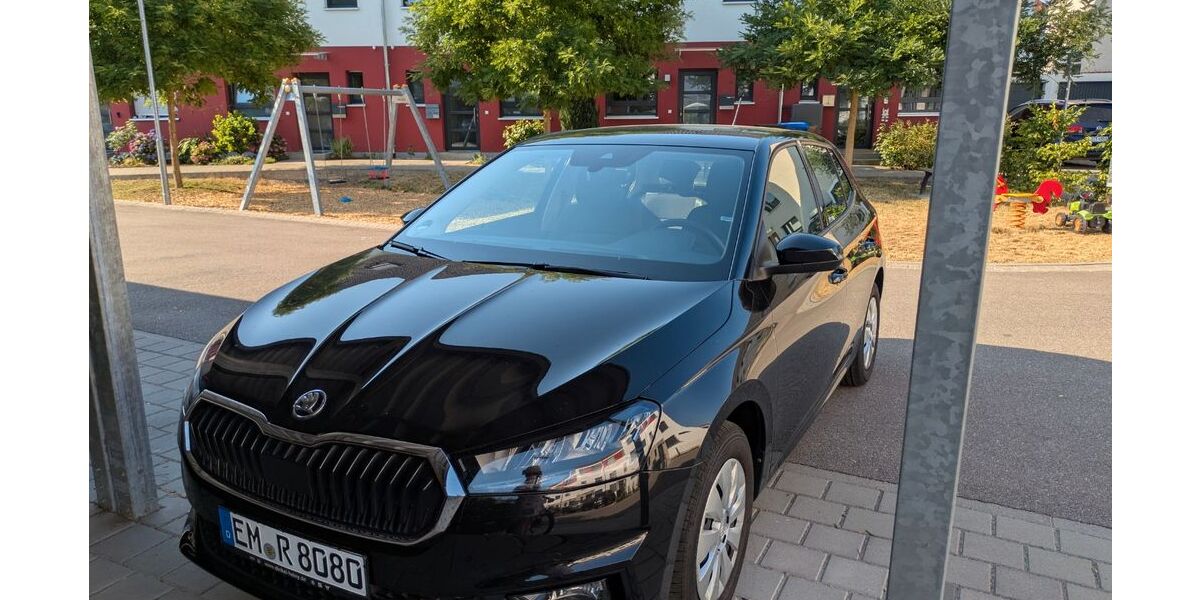 Skoda Fabia 7.667 km 17.190 &euro; Kenzingen 79341