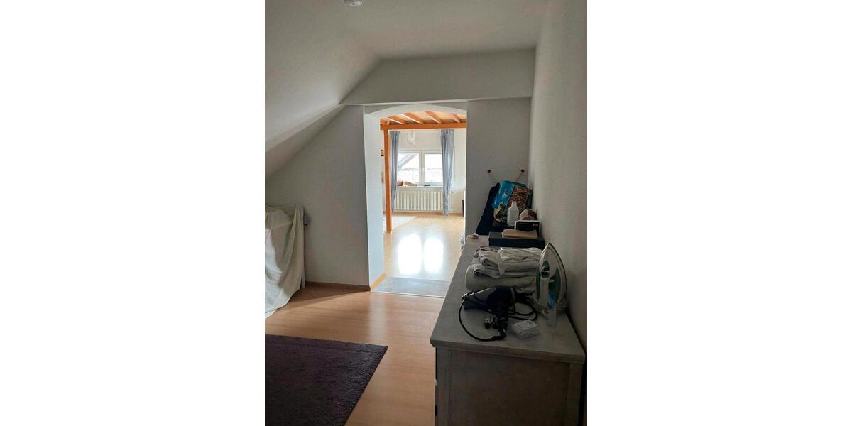 Einfamilienhaus Ihringen - 8 Zimmer, 214 m&sup2;, 1.900&euro; | Angebot:26227246