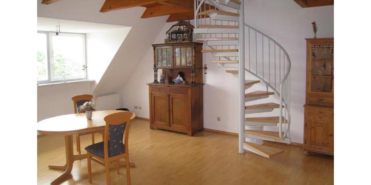 Einfamilienhaus March - 7 Zimmer, 241 m&sup2;, 2.892&euro; | Angebot:26656537