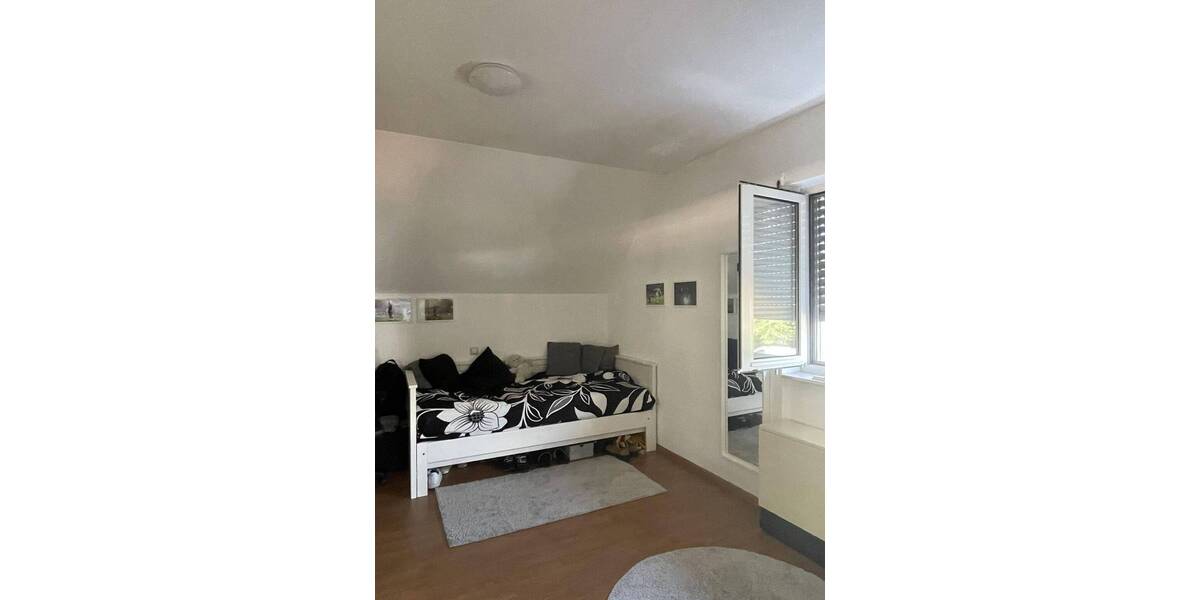 Mehrfamilienhaus, Wohnhaus Neuenburg - 8 Zimmer, 210 m&sup2;, 650.000&euro; | Angebot:25669952