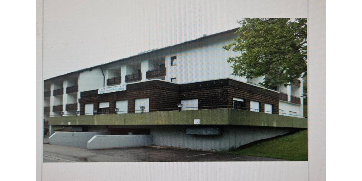 Etagenwohnung Furtwangen im Schwarzwald - 13 Zimmer, 400 m&sup2;, 145.000&euro; | Angebot:27185799