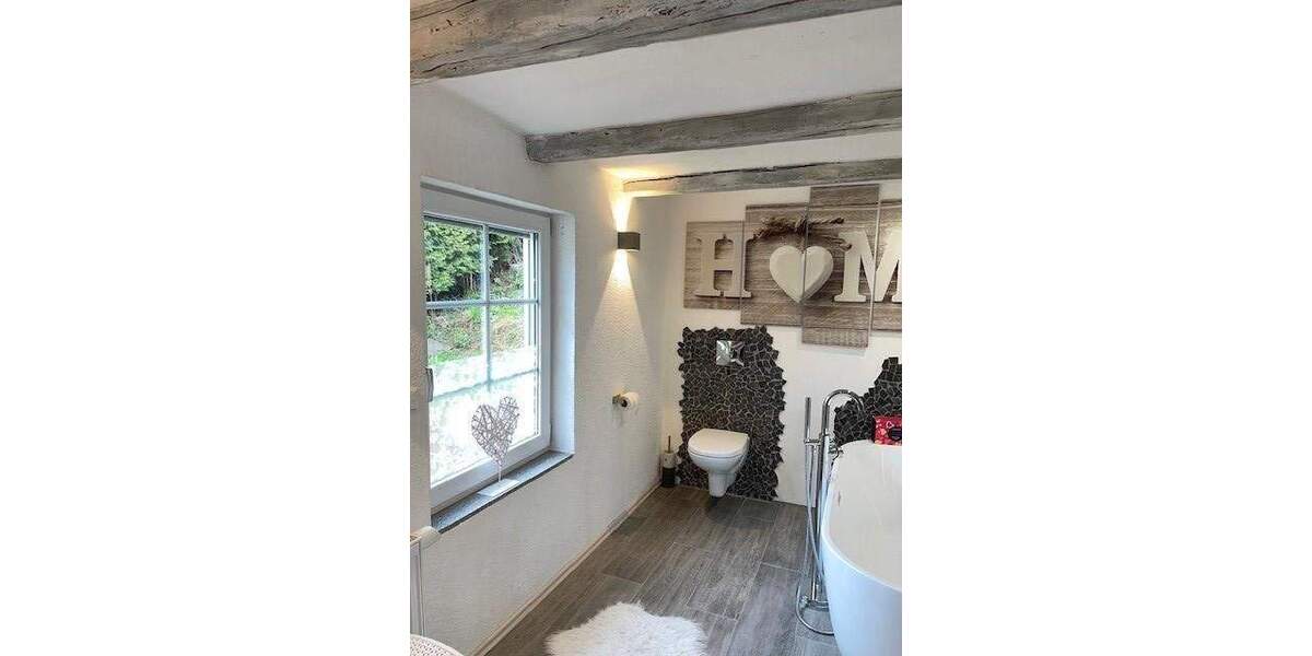 Einfamilienhaus Furtwangen im Schwarzwald Schönenbach - 7 Zimmer, 320 m&sup2;, 399.500&euro; | Angebot:25896640
