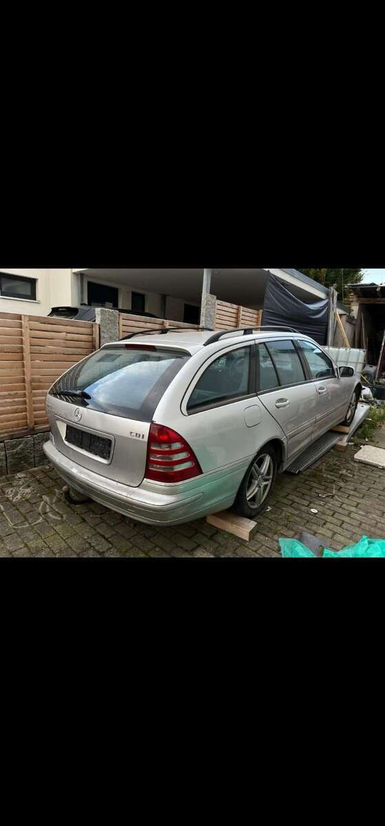 Mercedes-Benz 220 300.000 km 500 € Gundelfingen 79194
