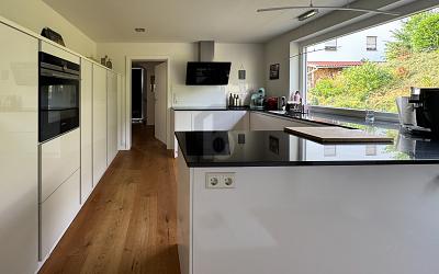 SELTENE GELEGENHEIT FÜR ANSPRUCHSVOLLE - Einfamilienhaus Waldkirch | Angebot:27072304