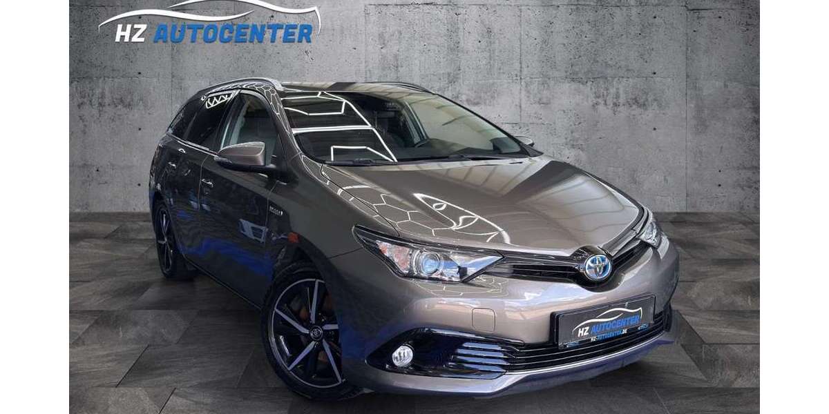 Toyota Auris 144.000 km 13.999 &euro; March 79232