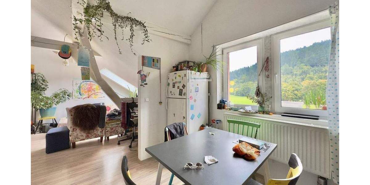 Etagenwohnung Freiburg im Breisgau Günterstal - 4 Zimmer, 97 m&sup2;, 598.000&euro; | Angebot:26143031