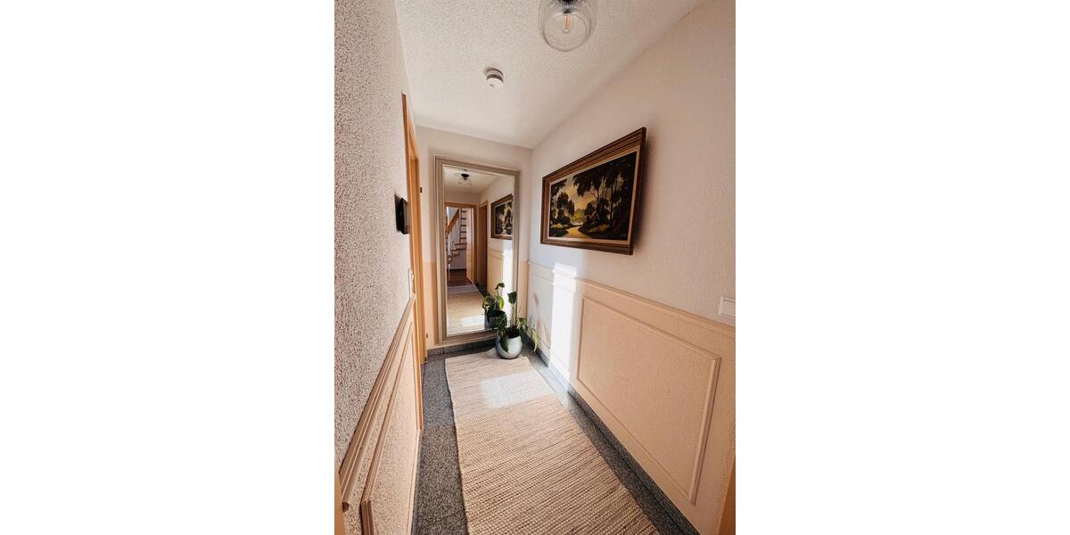 Doppelhaushälfte March - 7.5 Zimmer, 275 m&sup2;, 1.230.000&euro; | Angebot:24641570