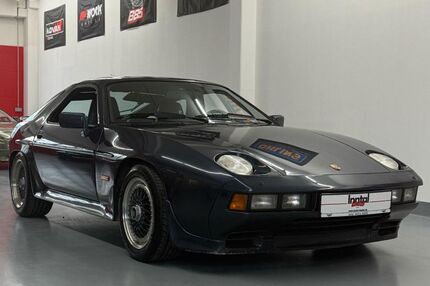 Porsche 928