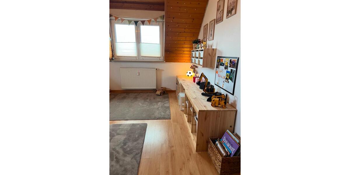 Dachgeschoßwohnung Neuenburg am Rhein - 4.5 Zimmer, 122 m&sup2;, 425.000&euro; | Angebot:26876365